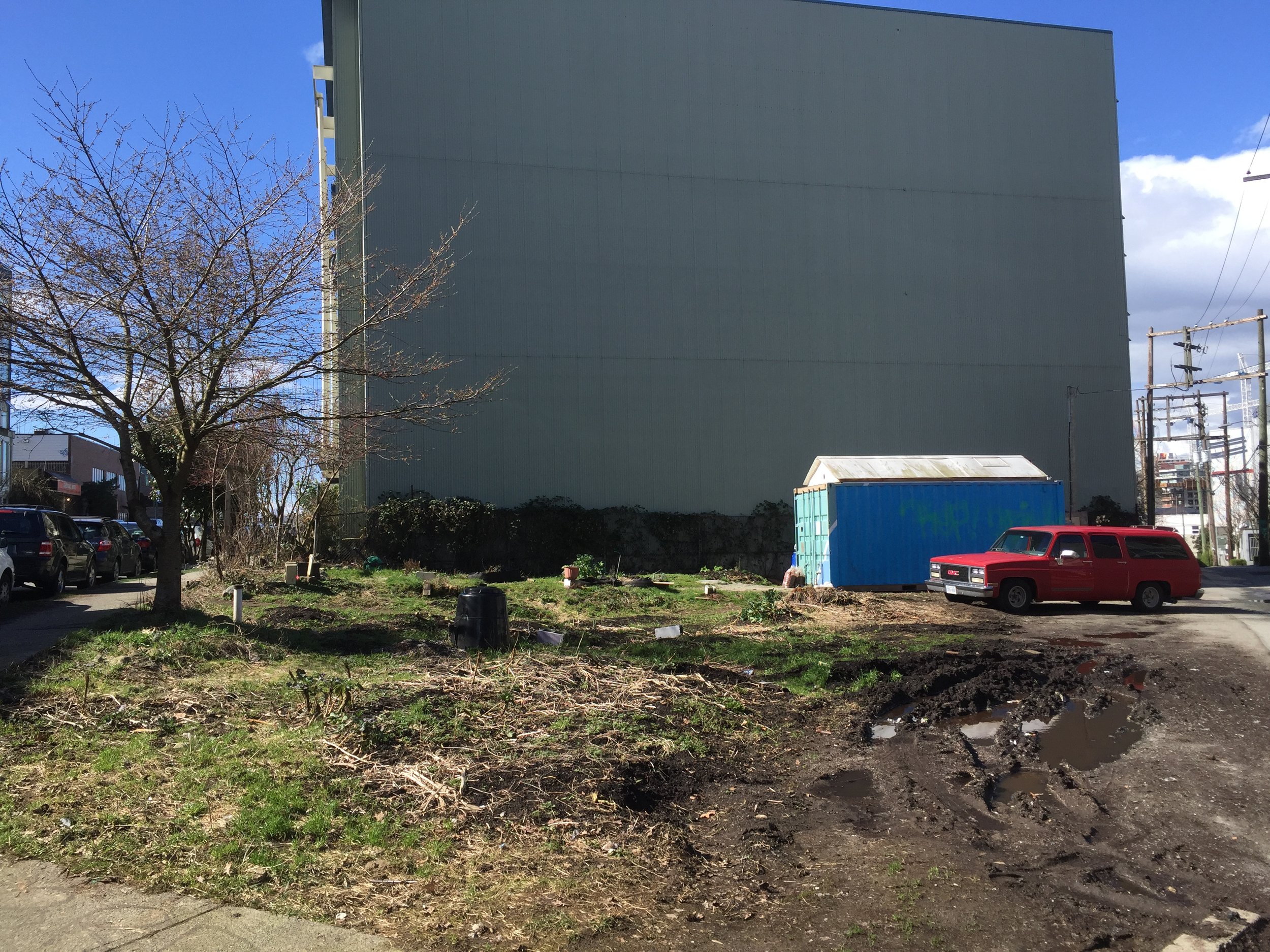 The vacant lot that would soon be home to coFood Vancouver's collaborative garden.