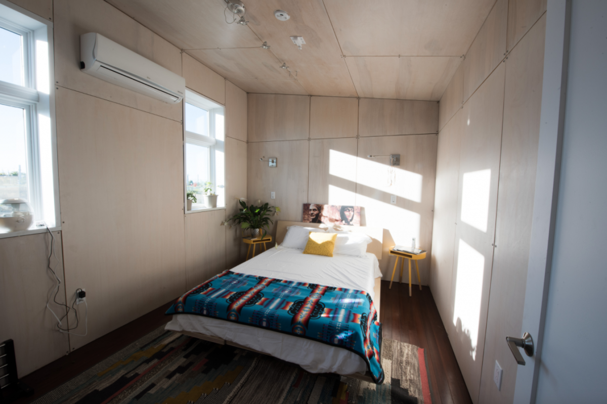 REACT BEDROOM.jpg